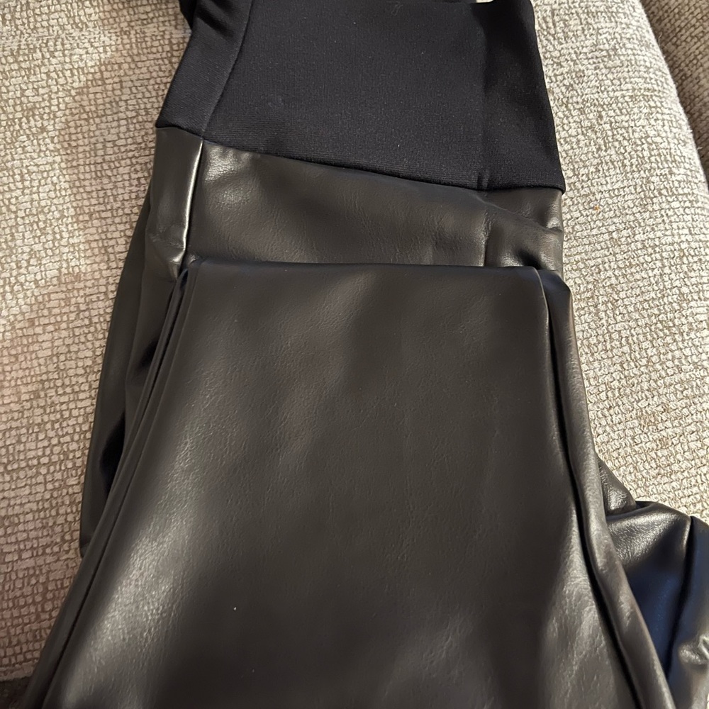 Assets by Spanx Women’s All Over Faux Leather Shapi g Leggings - Size Small